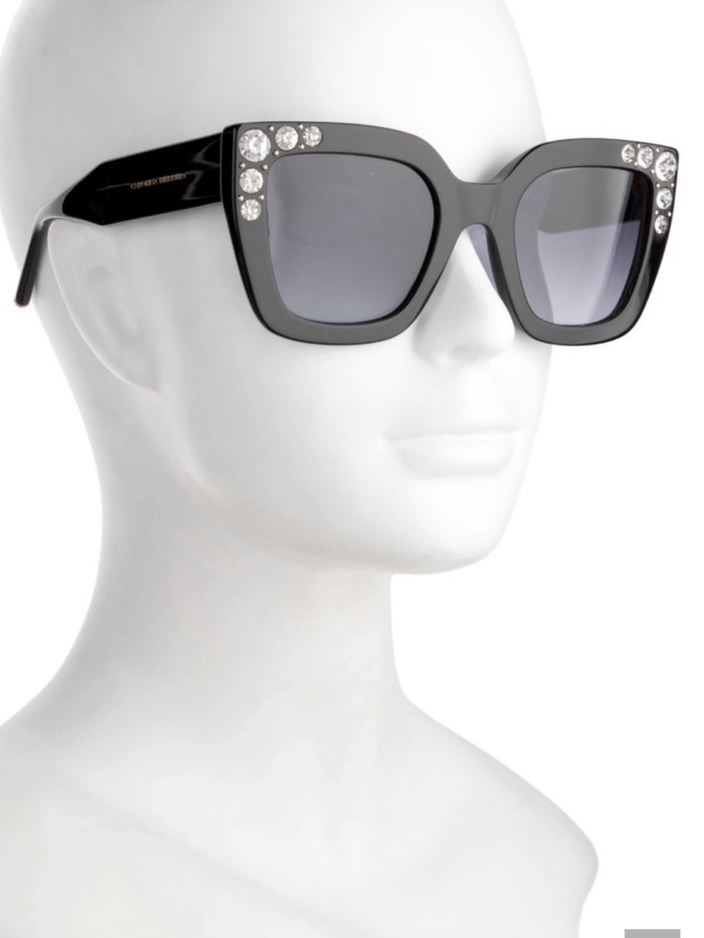Carolina Herrera Black oversized Crystal-Trim Square Sunglasses! Like New! - Picture 2 of 9